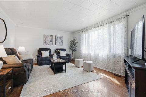 Photo 8 at 7 Admiral Road, South East, Ajax