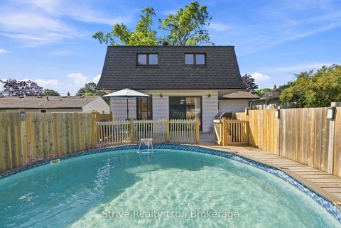 Photo 33 at 7 Admiral Road, South East, Ajax