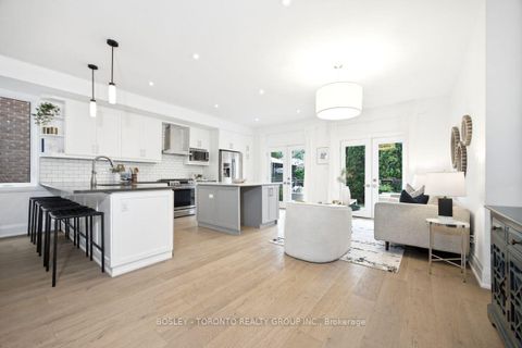 Photo 10 at 99 Cadorna Avenue, East York, Toronto