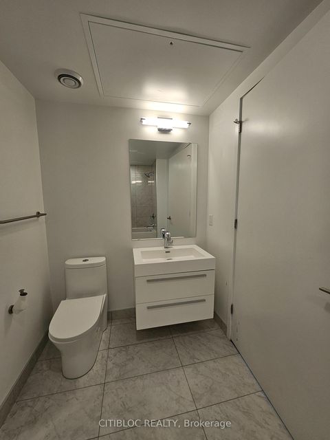 Photo 6 at 601 - 39 Roehampton Avenue, Mount Pleasant West, Toronto