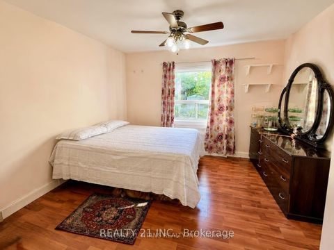 Photo 7 at 8 Mack Avenue, Birchmount, Toronto