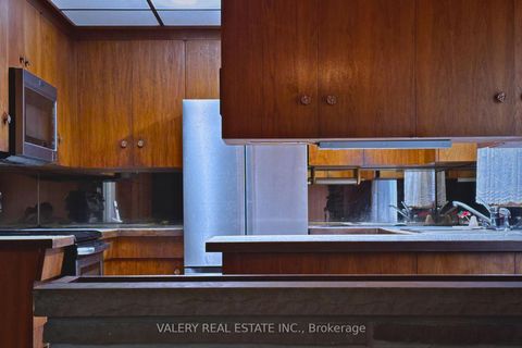 Photo 7 at 87 Cedar Brae Boulevard SE, Eglinton East, Toronto