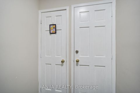 Photo 17 at 1063 Dufferin Street, Junction, Toronto