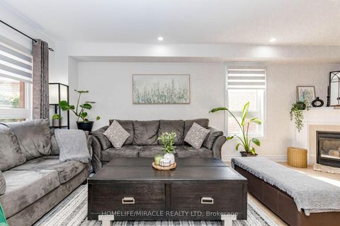 Photo 7 at 5 Trask Drive, Ardagh, Barrie