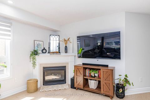 Photo 9 at 5 Trask Drive, Ardagh, Barrie