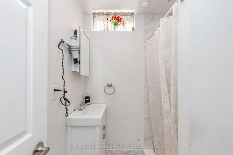 Photo 39 at 5 Trask Drive, Ardagh, Barrie