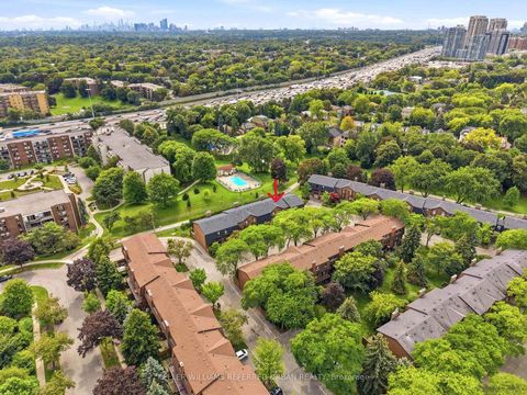 Photo 41 at 11 Gypsy Roseway, Willowdale East, Toronto