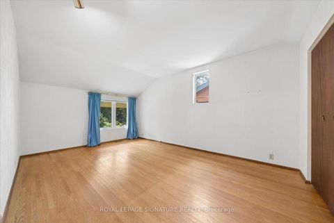 Photo 18 at 17 Lesterwood Crescent, Bendale, Toronto