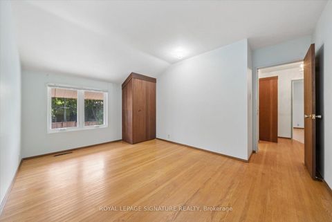 Photo 24 at 17 Lesterwood Crescent, Bendale, Toronto