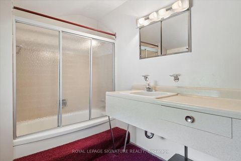 Photo 25 at 17 Lesterwood Crescent, Bendale, Toronto