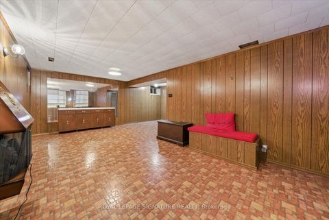 Photo 28 at 17 Lesterwood Crescent, Bendale, Toronto