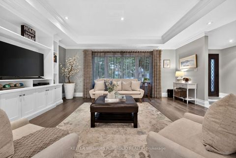Photo 7 at 5 Northampton Drive, City Centre West, Toronto