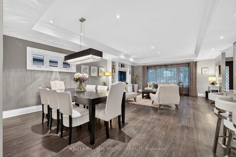 Photo 10 at 5 Northampton Drive, City Centre West, Toronto