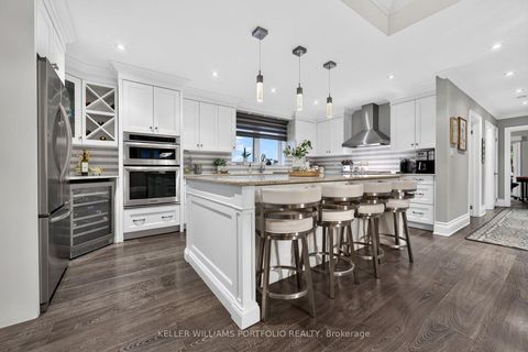 Photo 13 at 5 Northampton Drive, City Centre West, Toronto