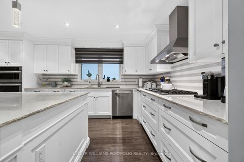 Photo 16 at 5 Northampton Drive, City Centre West, Toronto
