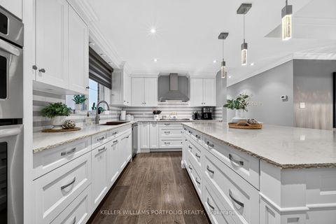 Photo 18 at 5 Northampton Drive, City Centre West, Toronto