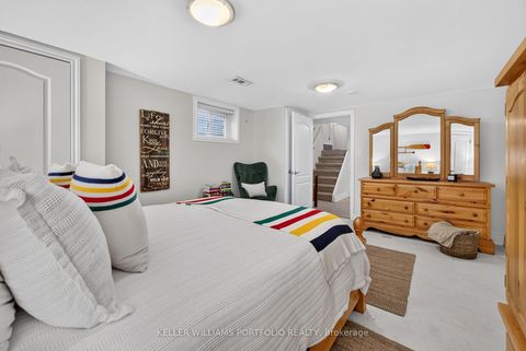 Photo 33 at 5 Northampton Drive, City Centre West, Toronto