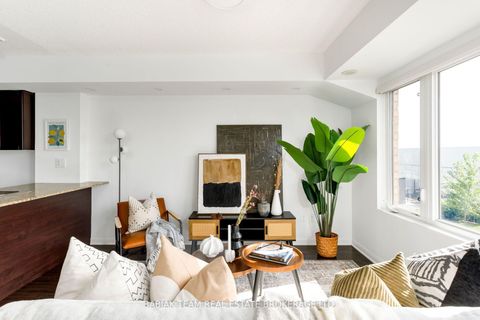 Photo 3 at 258 - 8 Foundry Avenue, Junction, Toronto