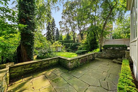 Photo 5 at 12 Forest Glen Crescent, York Mills, Toronto