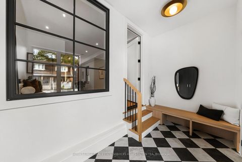 Photo 2 at 27 Taunton Road, Mount Pleasant East, Toronto