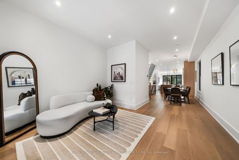 Photo 4 at 27 Taunton Road, Mount Pleasant East, Toronto