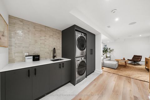 Photo 32 at 27 Taunton Road, Mount Pleasant East, Toronto