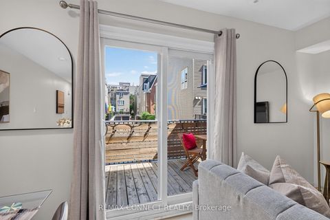 Photo 10 at 7B Crawford Street, Niagara, Toronto