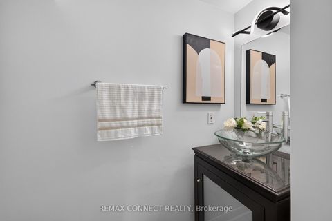 Photo 17 at 7B Crawford Street, Niagara, Toronto
