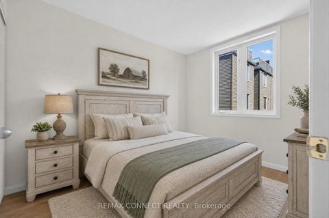 Photo 19 at 7B Crawford Street, Niagara, Toronto