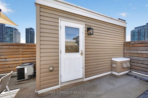 Photo 33 at 7B Crawford Street, Niagara, Toronto