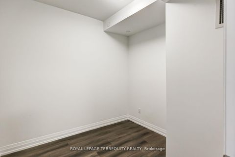 Photo 8 at 1906 - 286 Main Street, Danforth, Toronto