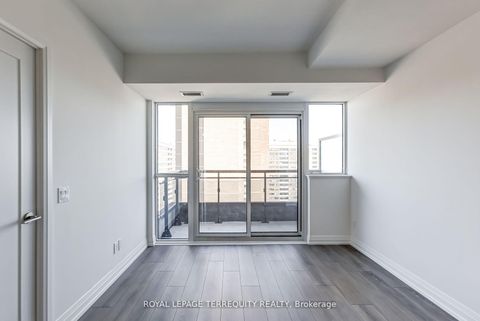 Photo 16 at 1906 - 286 Main Street, Danforth, Toronto