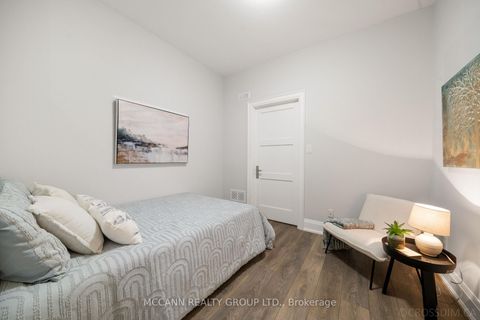 Photo 33 at 15 Belsize Drive, Mount Pleasant West, Toronto