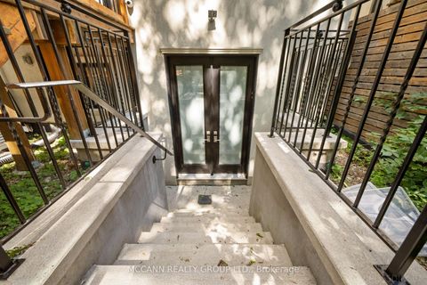 Photo 40 at 15 Belsize Drive, Mount Pleasant West, Toronto
