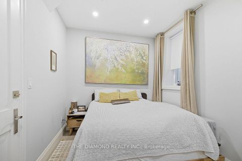 Photo 40 at 188-190 Westminster Avenue, Swansea, Toronto