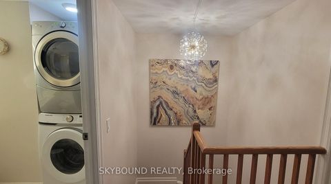 Photo 10 at 919 - 1040 The Queensway, City Centre West, Toronto