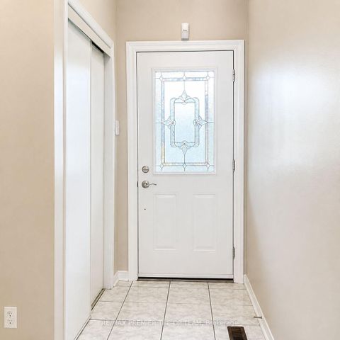 Photo 2 at 94 Kelso Crescent, Maple, Vaughan