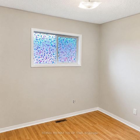 Photo 18 at 94 Kelso Crescent, Maple, Vaughan
