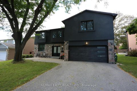 Photo 0 at 16 Aldenham Crescent, Donalda, Toronto