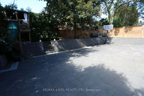 Photo 17 at 16 Aldenham Crescent, Donalda, Toronto