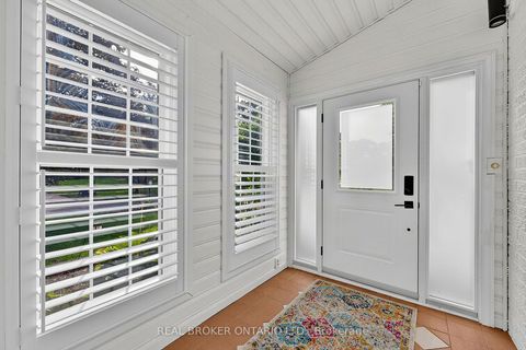 Photo 2 at 222 Park Avenue, Holland Landing, East Gwillimbury