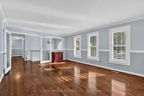 Photo 7 at 222 Park Avenue, Holland Landing, East Gwillimbury