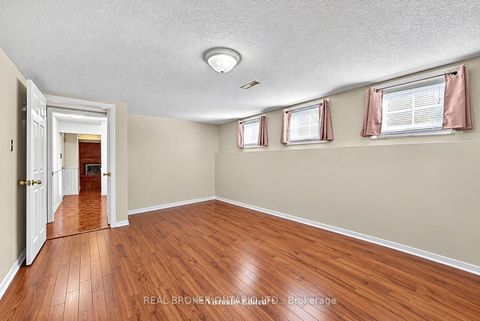 Photo 28 at 222 Park Avenue, Holland Landing, East Gwillimbury