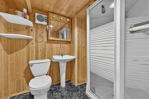 Photo 32 at 222 Park Avenue, Holland Landing, East Gwillimbury