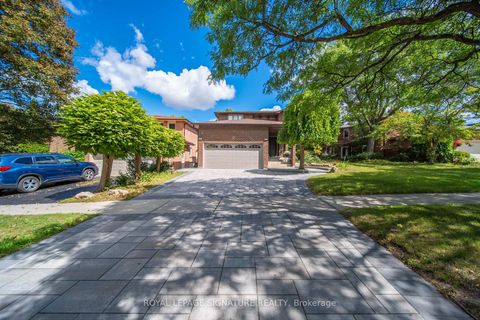 Photo 4 at 16 Ravencliffe Road, Willowbrook, Markham