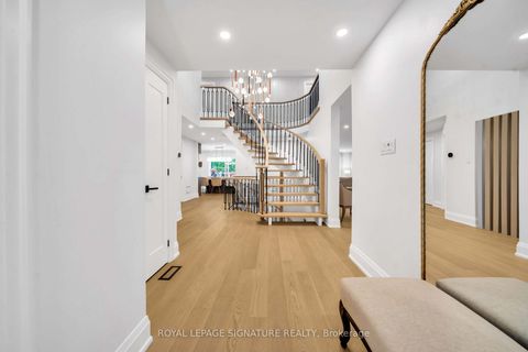 Photo 5 at 16 Ravencliffe Road, Willowbrook, Markham