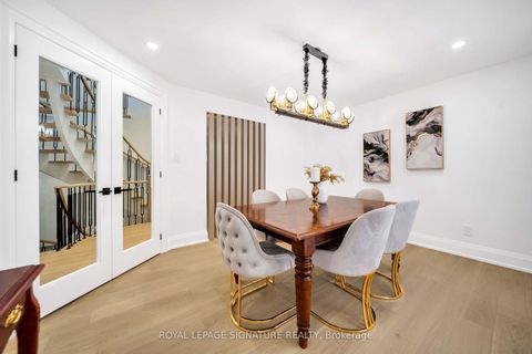 Photo 22 at 16 Ravencliffe Road, Willowbrook, Markham