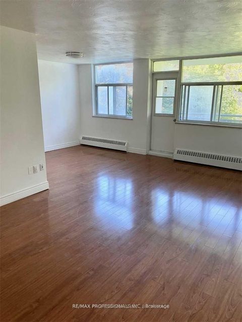 Photo 4 at 310 - 2245 Eglinton Avenue E, Ionview, Toronto