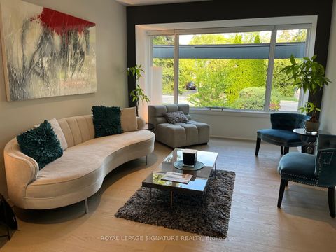 Photo 8 at 90 Berkinshaw Crescent, Don Mills, Toronto