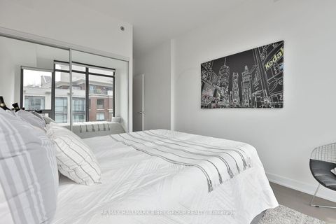 Photo 19 at 710 - 15 Beverley Street, Chinatown, Toronto